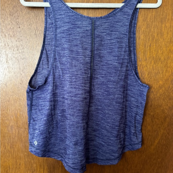Lululemon Tanktop - Picture 2 of 3